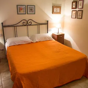 Il Sambuco Alloggio per agriturismo
